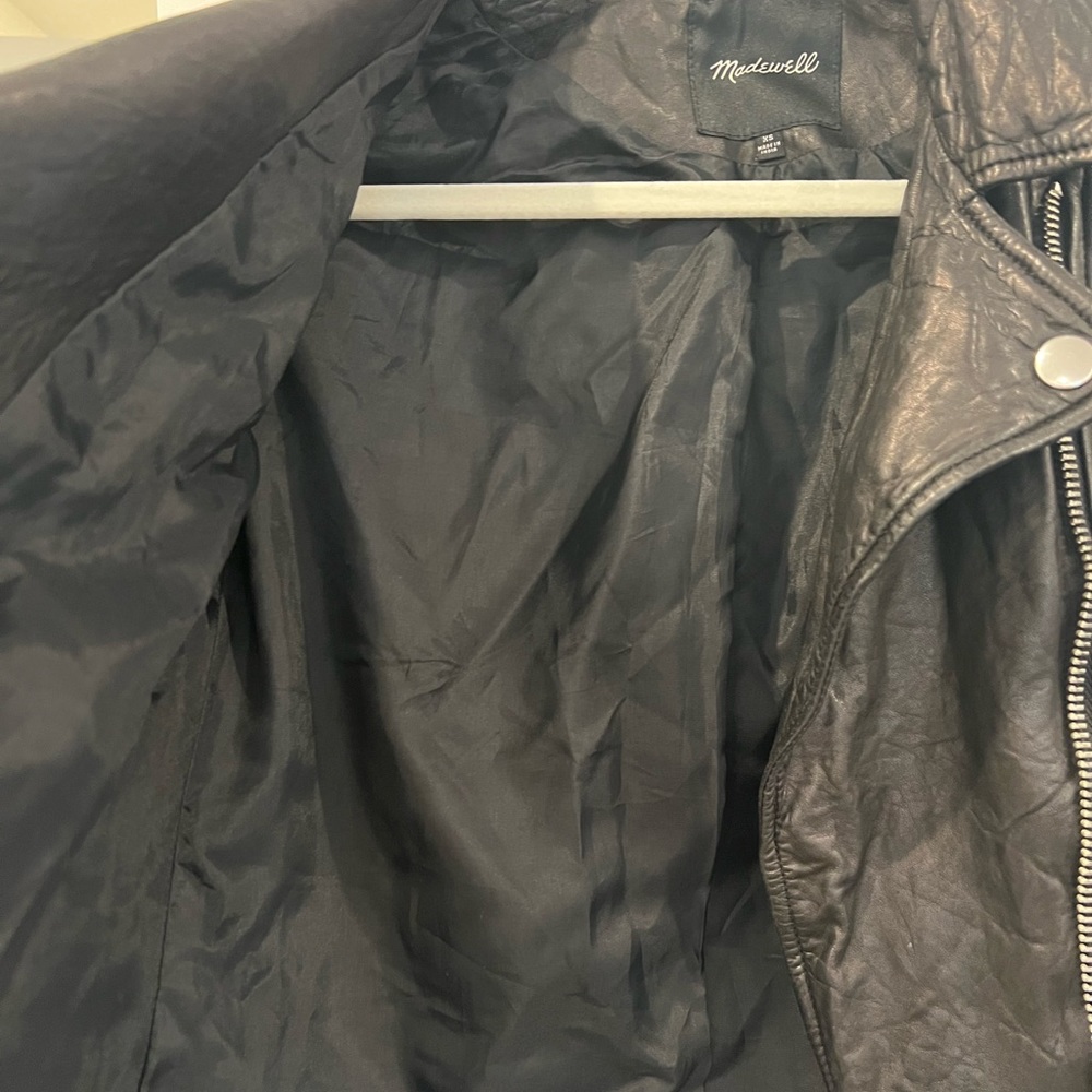 Madewell washed leather motorcycle jacket - Picture 3 of 7